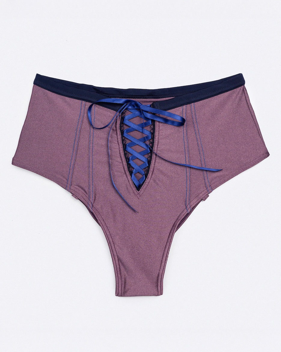 front view of Constance Bottom in Berry sculpted dancewear